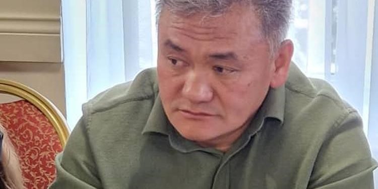 Сейчас на Украине – на границе двух миров – западного и восточного – Россия защищает в том числе и Центральную Азию.