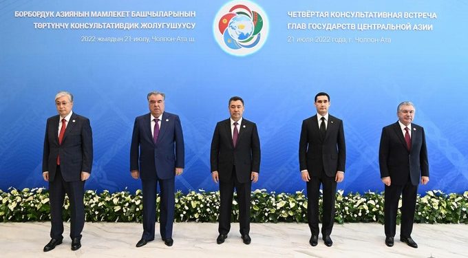 Шавкат Мирзиёев примет участие в консультативной встрече глав стран ЦА в Душанбе