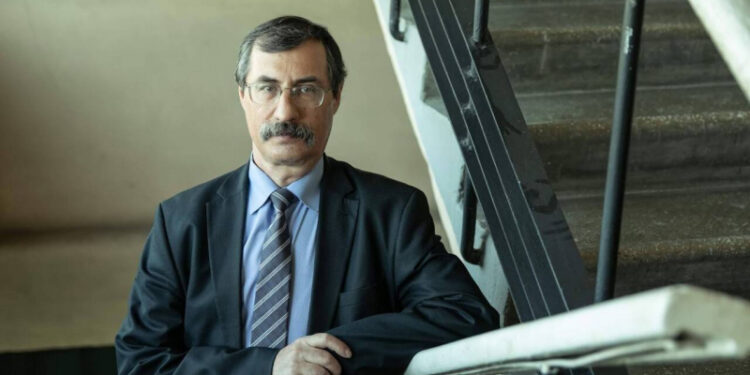 «Не надо по каждому поводу отправлять людей за решётку» – Евгений Жовтис