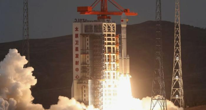 Космическая гонка набирает обороты: на Западе опасаются успехов Китая