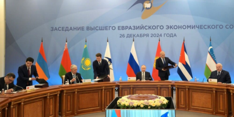 Открывая год 2025-й: евразийская интеграция – полюс мирового притяжения