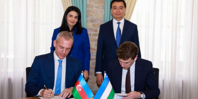 Азербайджан и Узбекистан подписали меморандум о развитии совместного туризма