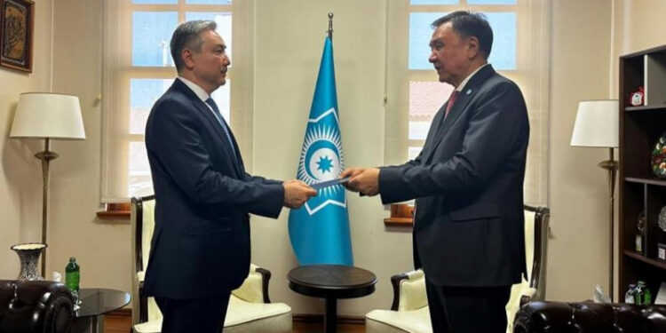 Kazakh envoy presents credentials to OTS SecGen