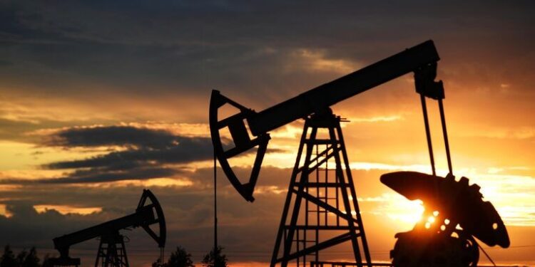 Иран призвал готовиться к нефти по $200 за баррель после ударов США