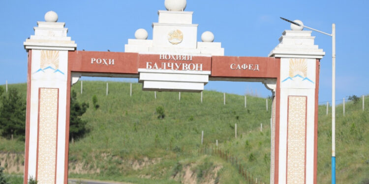 В селе Мулкон Бальджуванского района обновили въезд и внутренние дороги