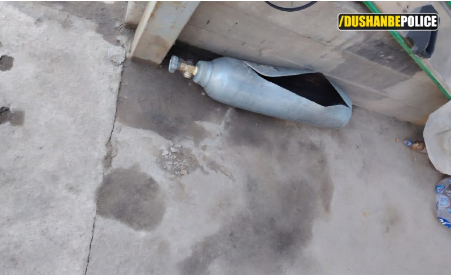 В точке продажи мороженого в Душанбе взорвался газовый баллон, погиб работник