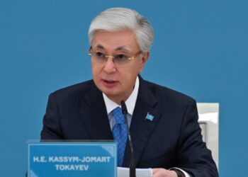 Президент Казахстана разрешил госохране применять оружие без предупреждения в зоне АТО