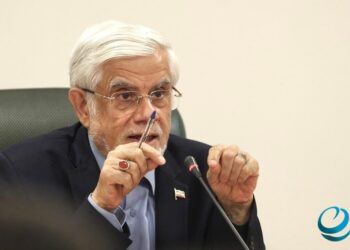 Ареф: развитие оборонных технологий — право Ирана, не требующее разрешения