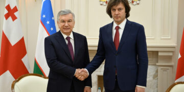 Шавкат Мирзиёев в Тбилиси: Узбекистан и Грузия наводят мосты сотрудничества