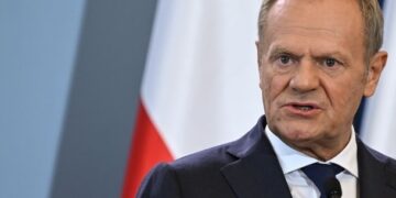 Дональд Туск Украинада тынчтык качан болорун айтты