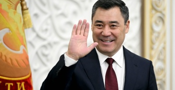 Лозунг Садыра Жапарова — СПЛОЧЁННОСТЬ