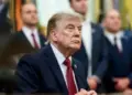 Трамп менен Хегсет курал запастарына байланыштуу талашты