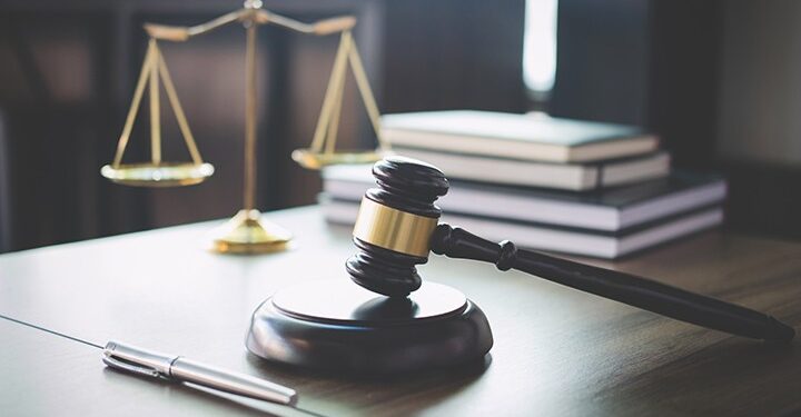 Напавшего с ножом на майора милиции в Худжанде осудили на 22 года