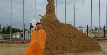Песчаная скульптура вернулась на ВИК спустя десять лет