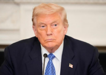 Трамп просил Google переименовать Атлантический океан в океан Трампа