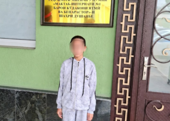 В Душанбе девочку, которая не ходила в школу и попрошайничала, изъяли из семьи